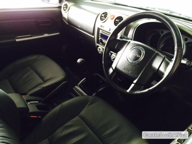 Isuzu KB Series Manual 2010 - image 5