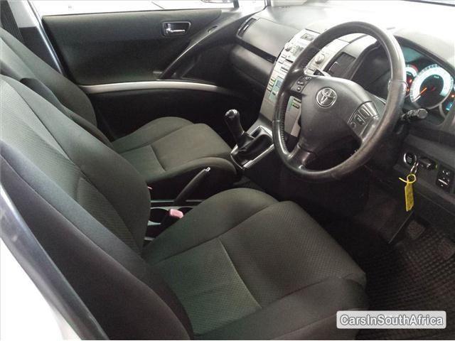 Toyota Verso Manual 2006 - image 5