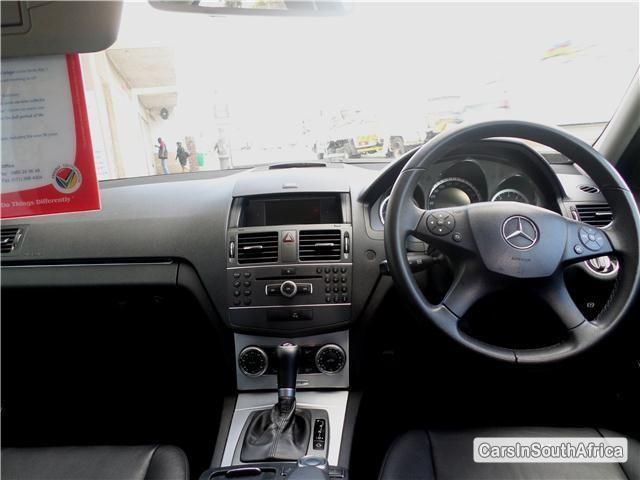 Mercedes Benz C-Class Automatic 2011 - image 5