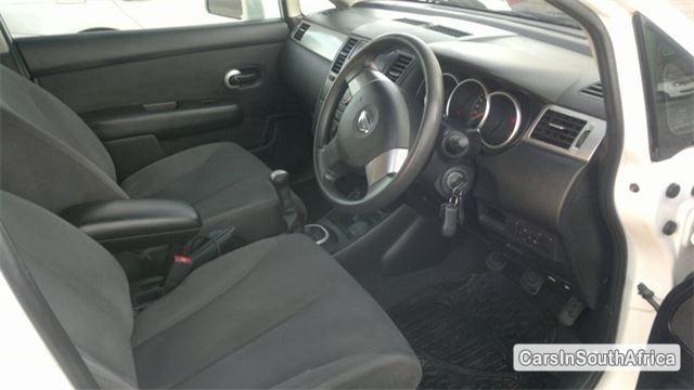 Nissan Tiida Manual 2009 - image 5