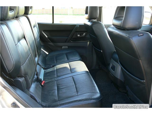 Mitsubishi Pajero Automatic 2006 - image 5