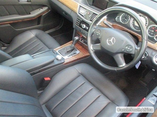 Mercedes Benz E-Class Automatic 2011 - image 5
