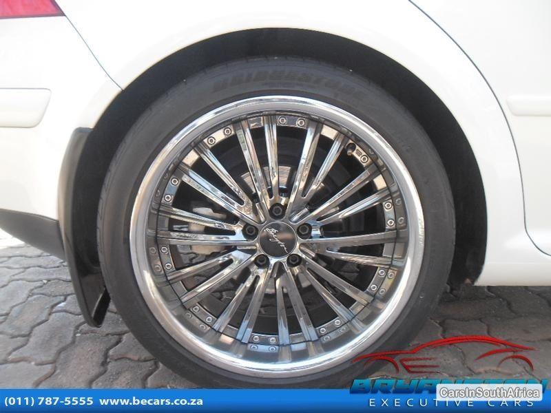 Volkswagen Golf Manual 2004 - image 5