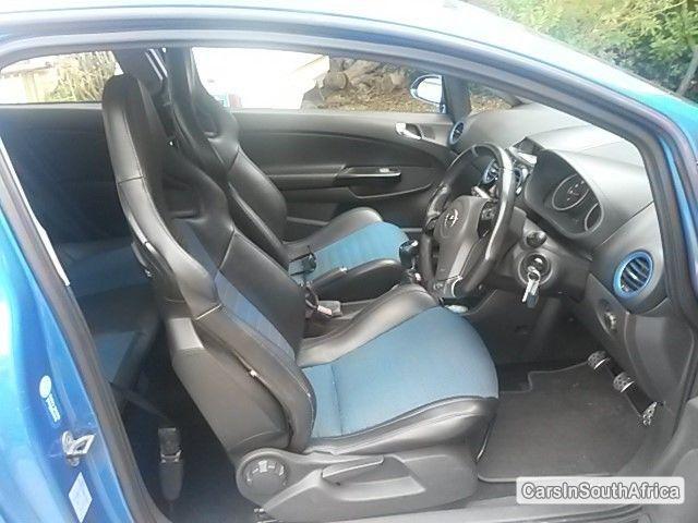 Opel Corsa Manual 2008 - image 5