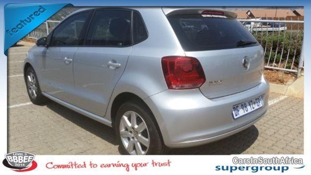 Volkswagen Polo Manual 2014 - image 5