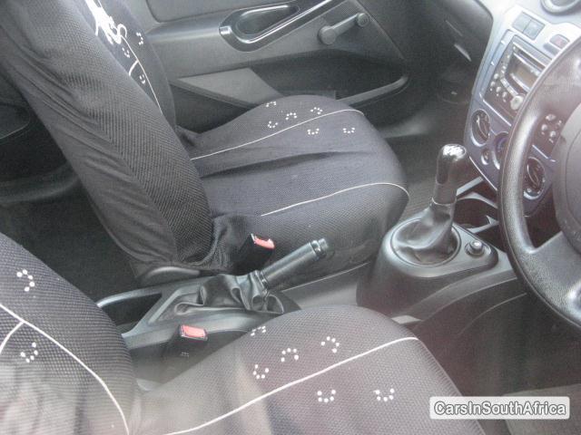 Ford Figo Manual 2013 - image 5