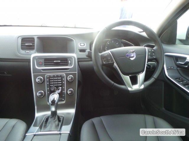 Volvo S60 Automatic 2014 - image 5