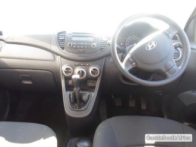 Picture of Hyundai i10 Automatic 2014 in Gauteng