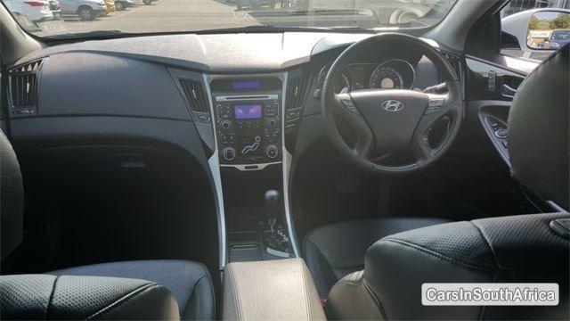 Hyundai Sonata Automatic 2012 - image 5