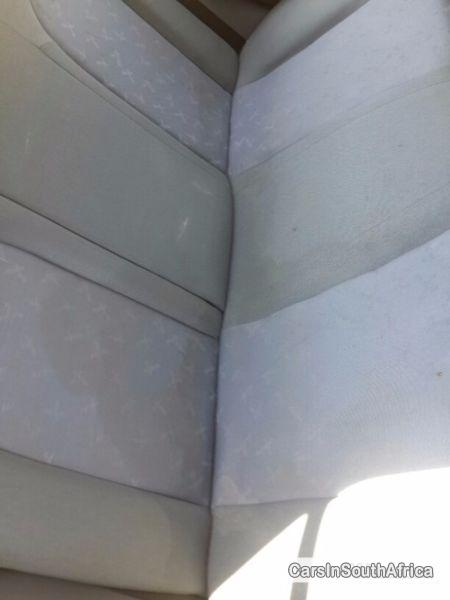 Ford Fiesta Manual 1997 - image 5