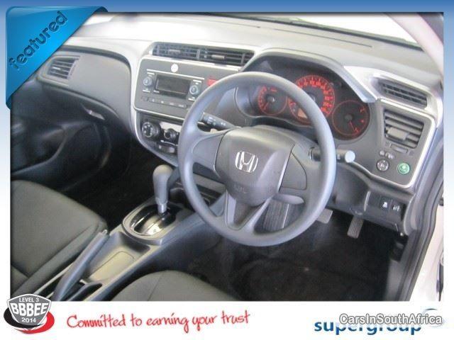 Honda Ballade Automatic 2014 - image 5