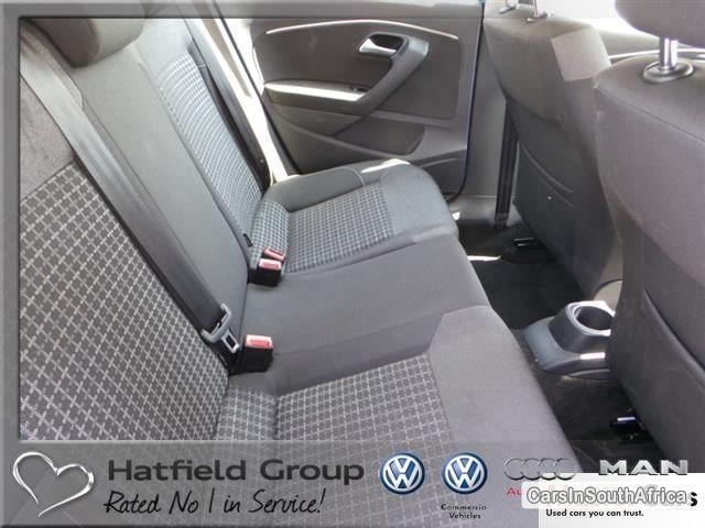 Volkswagen Polo Manual 2014 - image 5