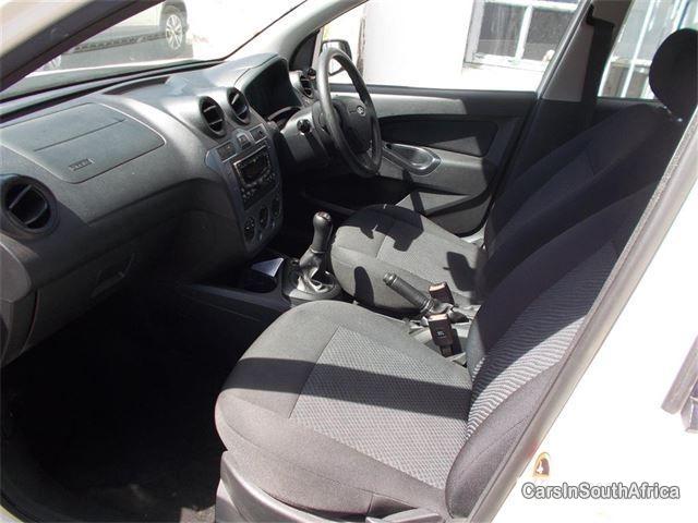 Ford Figo Manual 2014 - image 5