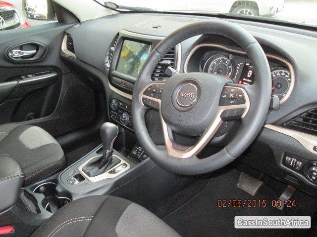 Jeep Cherokee Automatic 2015 - image 5