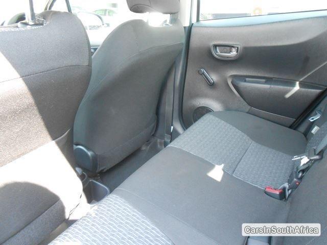 Toyota Yaris Manual 2014 - image 5