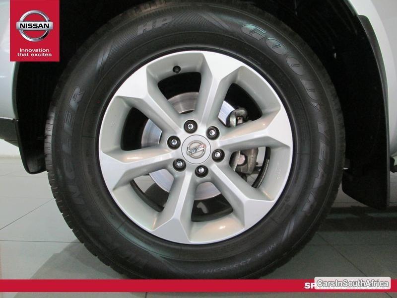 Nissan Navara Manual 2014 - image 5