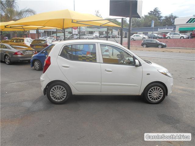 Hyundai i10 Automatic 2011 - image 5