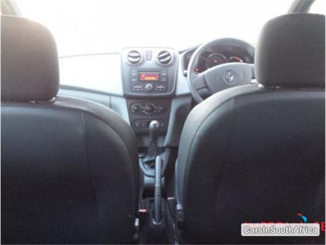 Renault Sandero Manual 2014 - image 5