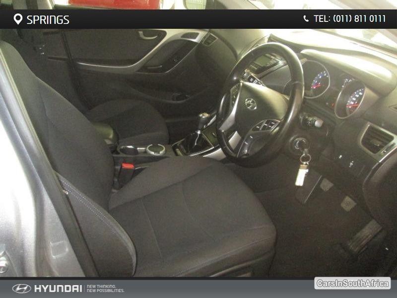 Hyundai Elantra Manual 2014 - image 5