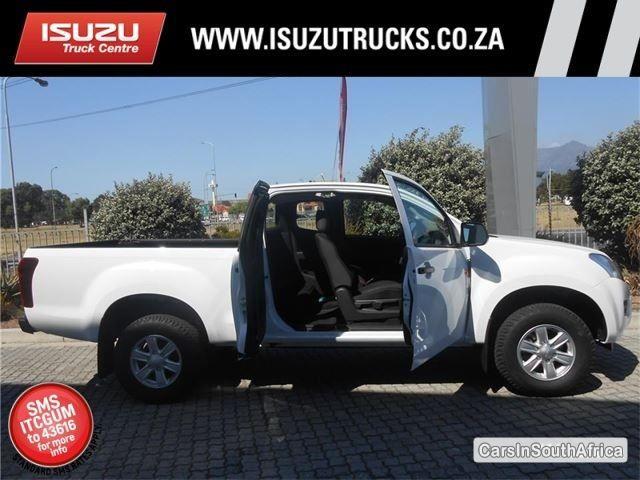 Isuzu KB Series Manual 2016 - image 5