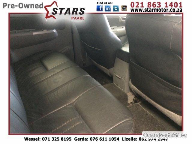 Toyota Hilux Manual 2009 - image 6