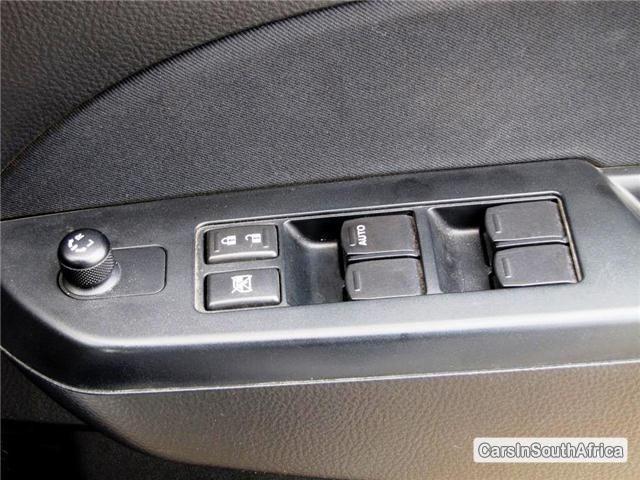 Suzuki Swift Manual 2013 - image 6
