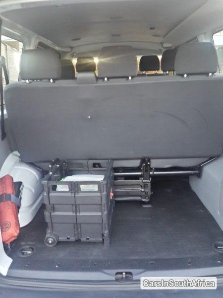 Volkswagen Transporter Automatic 2014 - image 6