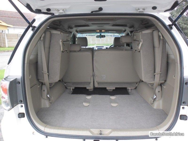 Toyota Fortuner Automatic 2012 - image 6