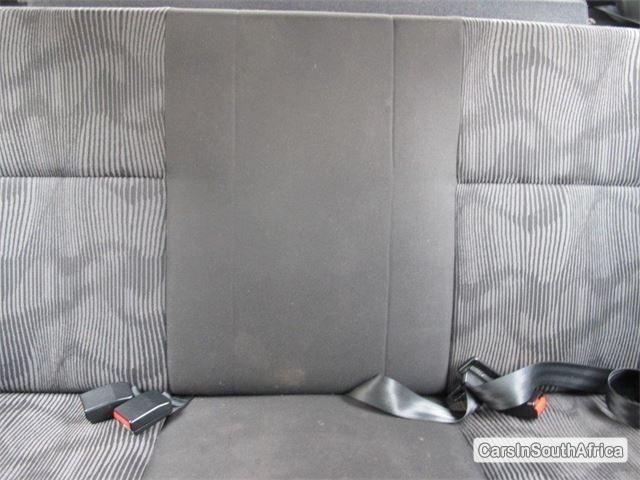 Renault Sandero Manual 2012 - image 6