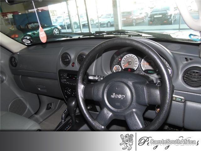 Jeep Cherokee Automatic 2007 - image 6