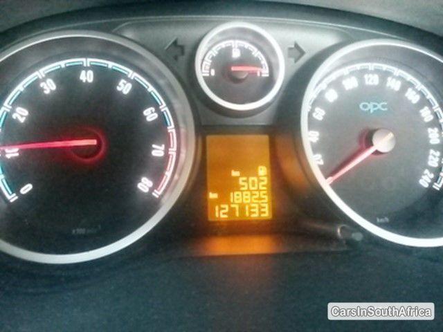 Opel Corsa Manual 2008 - image 6