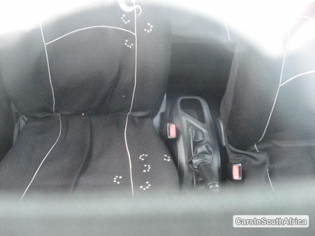 Ford Figo Manual 2013 - image 6