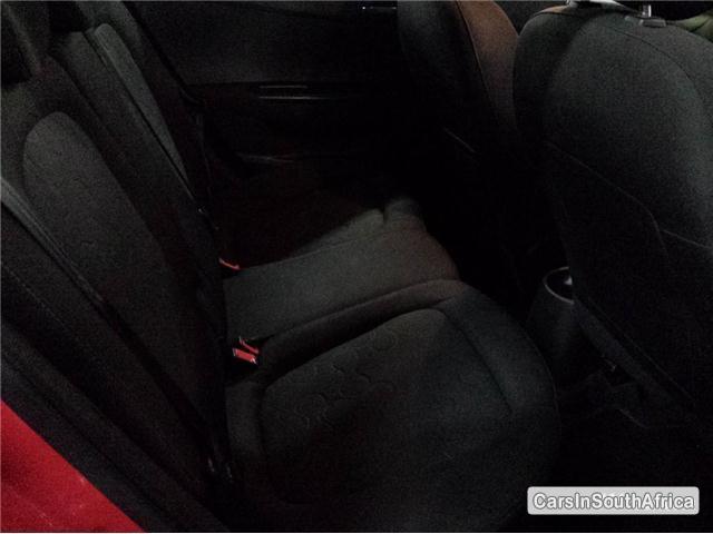 Hyundai i20 Manual 2010 - image 6