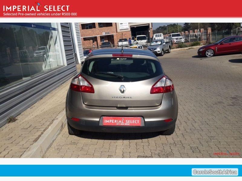 Renault Megane Manual 2011 - image 6