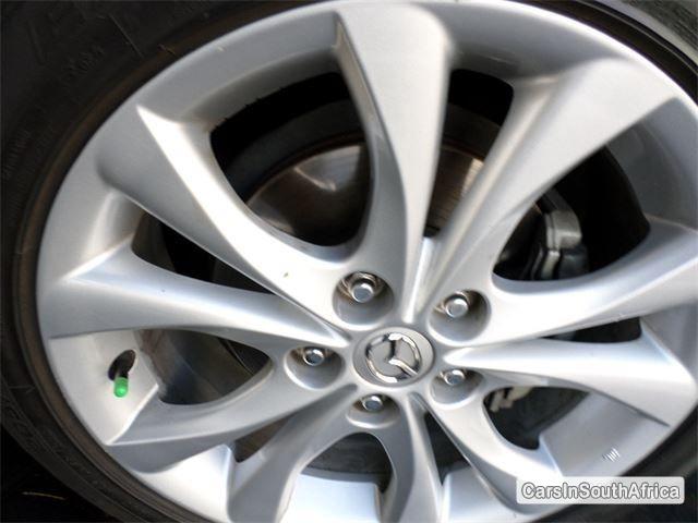 Mazda 323 Manual 2010 - image 6