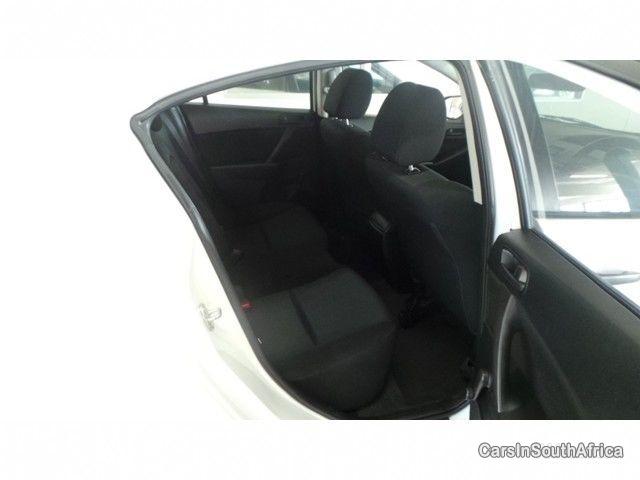 Mazda 323 Manual 2010 - image 6
