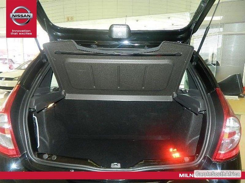 Picture of Renault Sandero Manual 2014 in South Africa