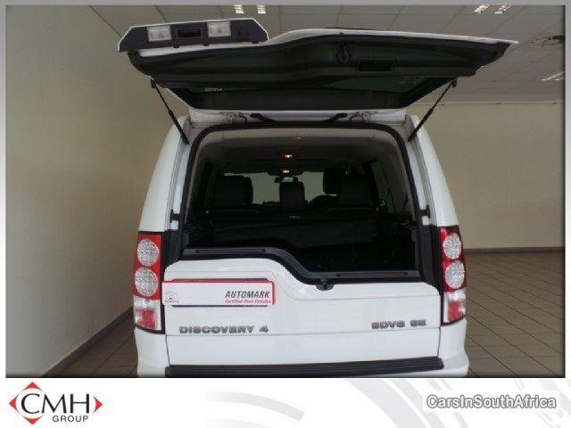 Land Rover Discovery Automatic 2011 - image 6