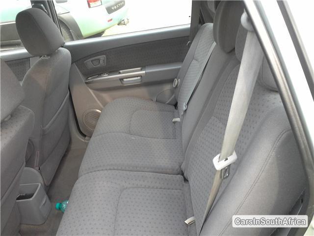 Kia Carens Manual 2005 - image 6