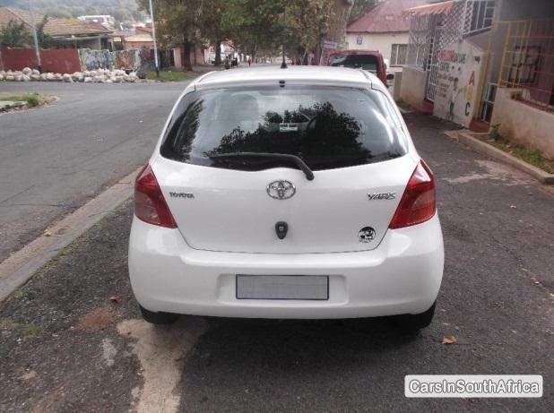 Toyota Yaris Manual 2009