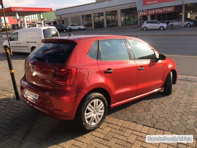 Volkswagen Polo Manual 2014 - image 2