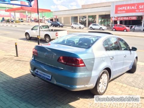 Volkswagen Passat Automatic 2011 - image 2