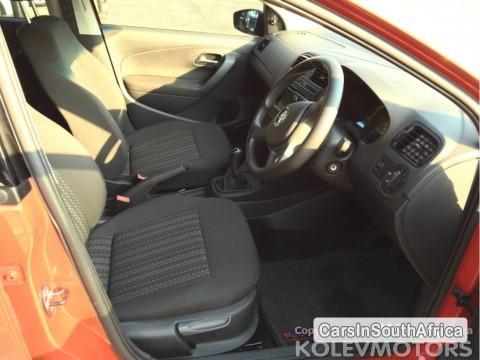 Volkswagen Polo Manual 2015 - image 3