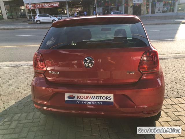 Volkswagen Polo Manual 2014 - image 3