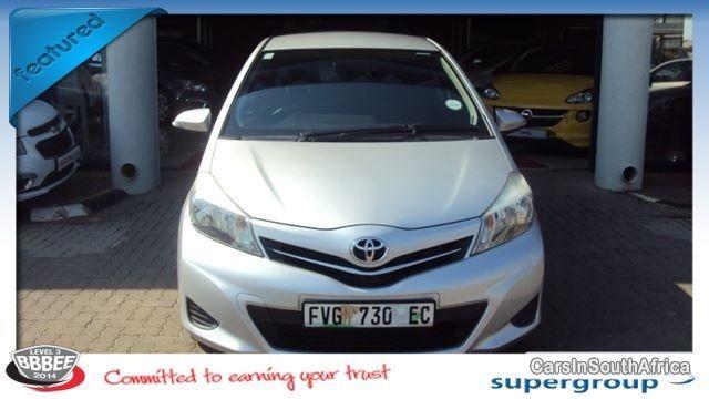 Picture of Toyota Yaris Manual 2012