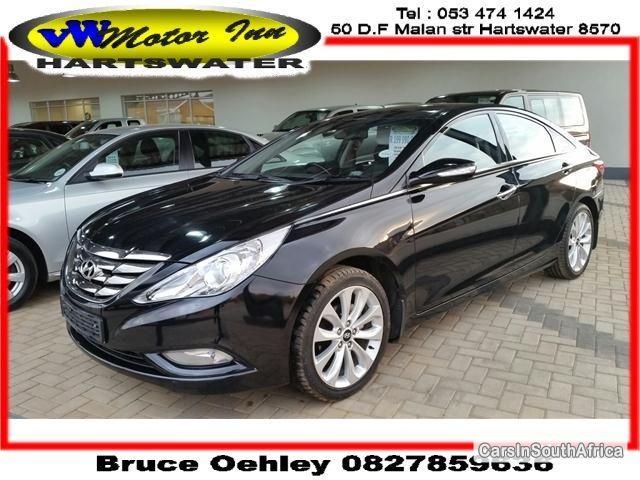 Pictures of Hyundai Sonata Automatic 2011