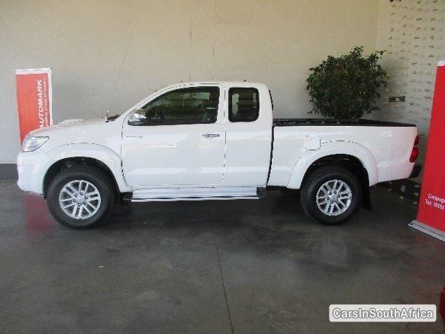 Picture of Toyota Hilux Manual 2014