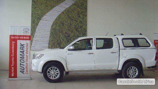 Pictures of Toyota Hilux Automatic 2014