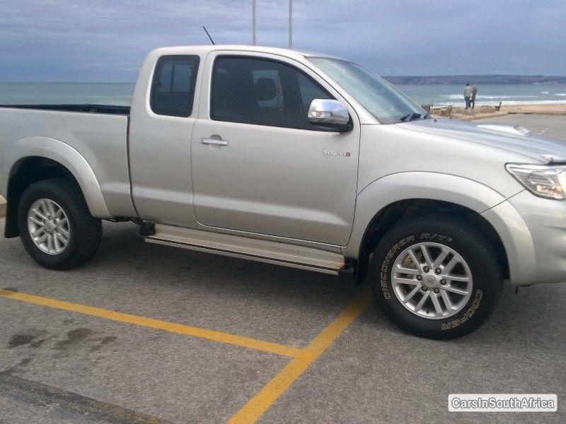 Pictures of Toyota Hilux Manual 2014