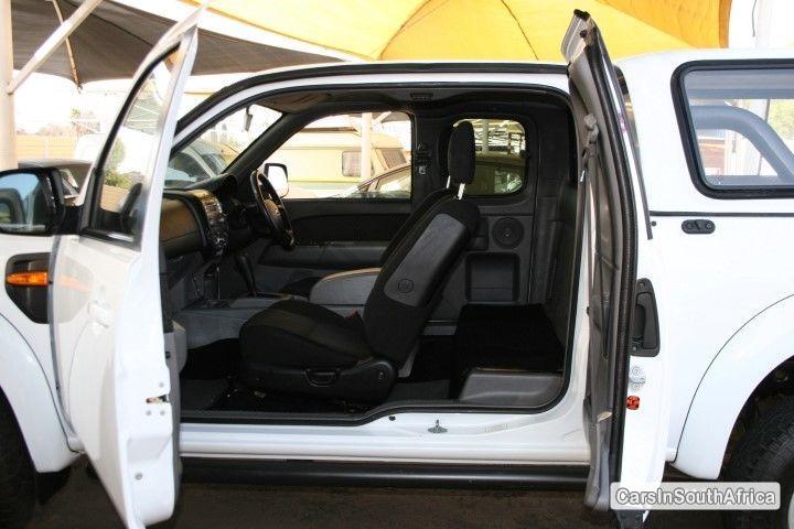 Pictures of Ford Ranger Automatic 2010